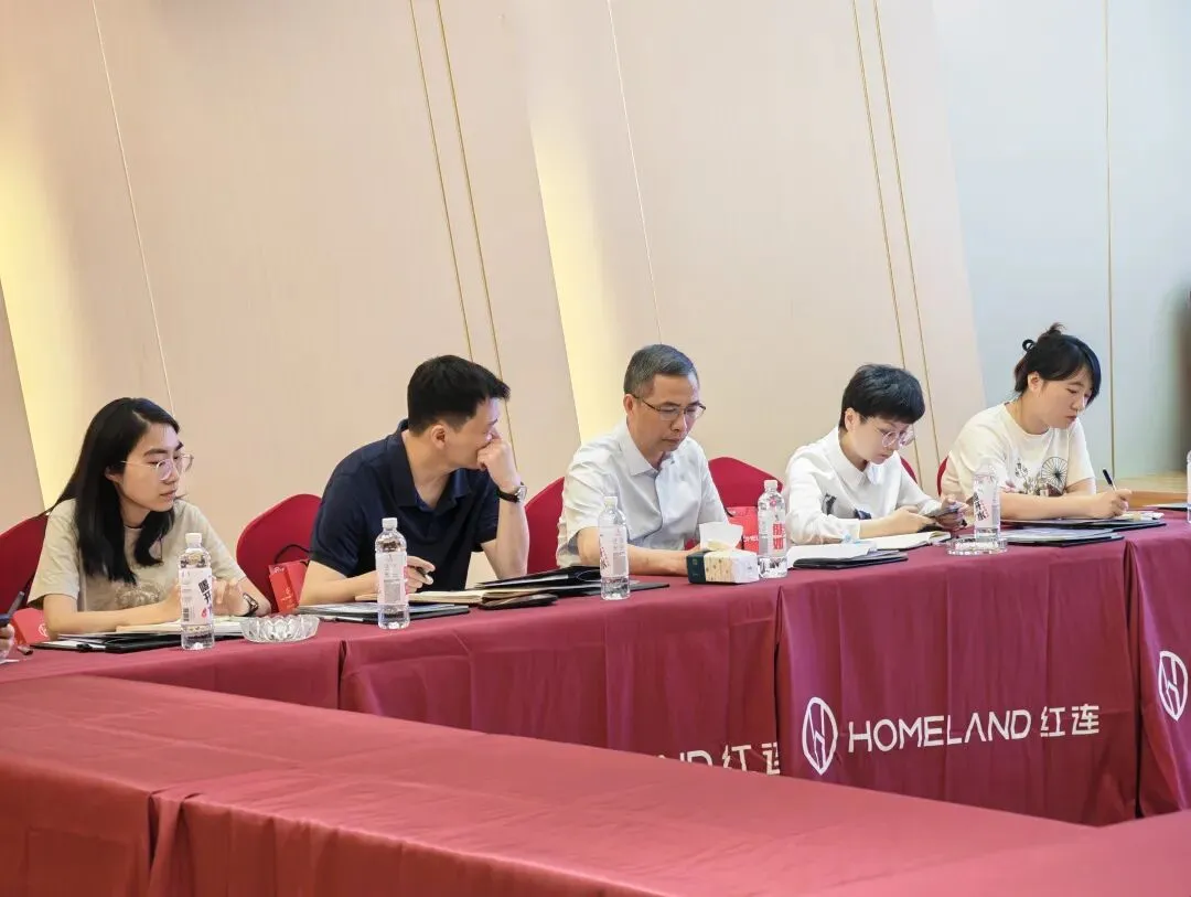 温州湾新区管委会副主任倪士章莅临红连跨贸园实地调研指导工作